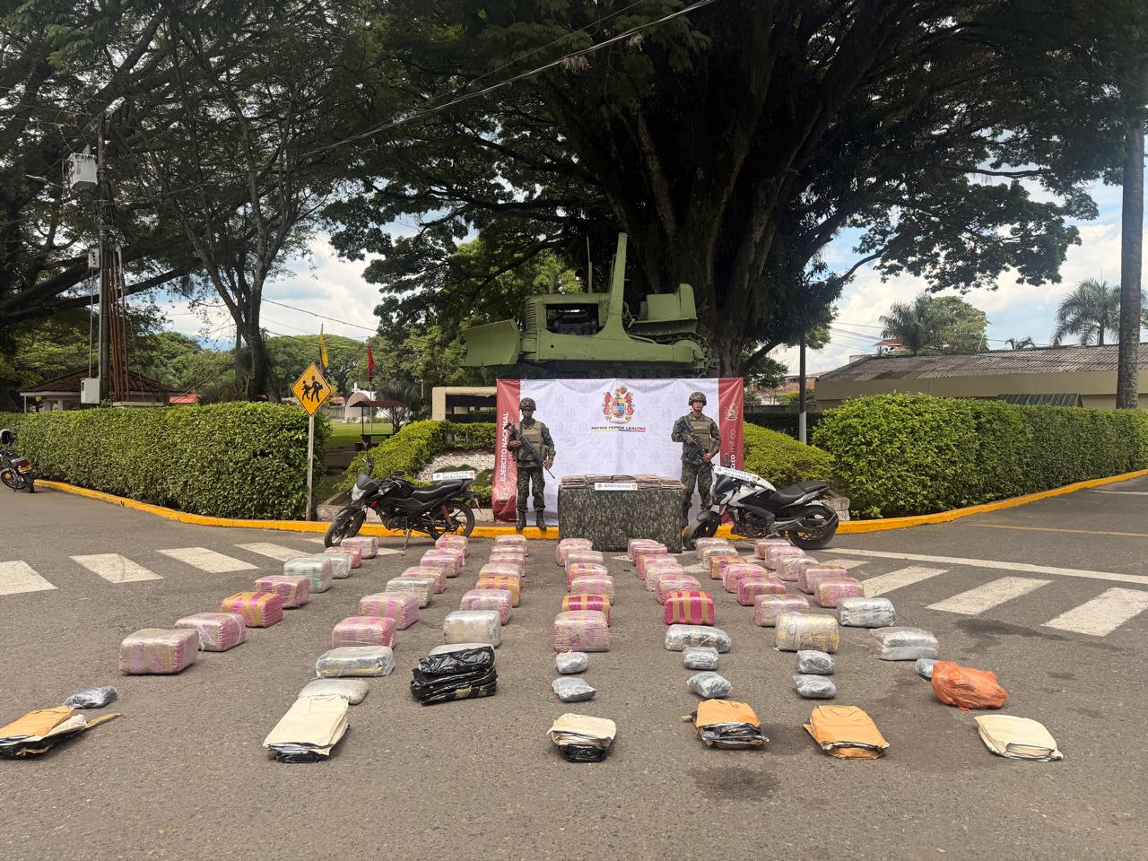Disidencias Farc pierden media tonelada de marihuana en Florida, Valle: duro golpe del Ejército