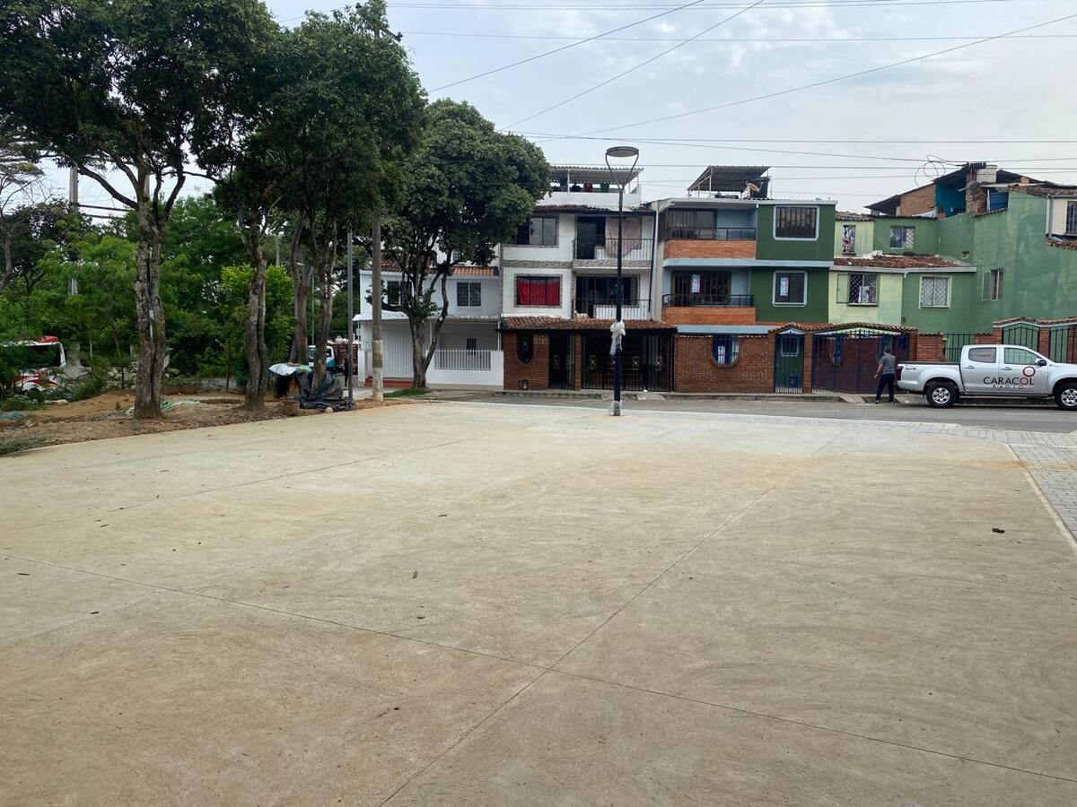 Otro elefante blanco en Bucaramanga, los dejaron sin nada