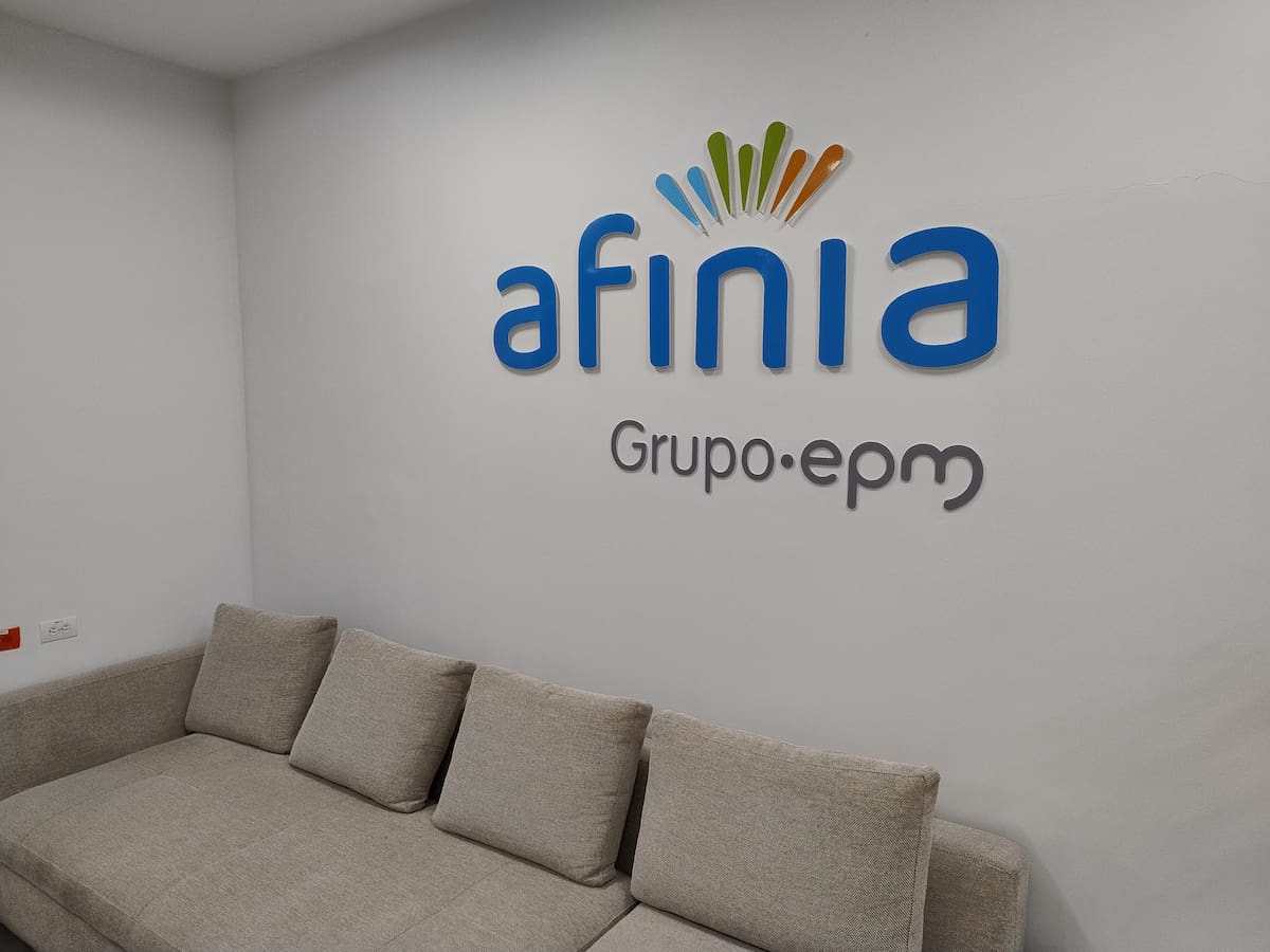 Afinia denunció retención de contratistas en Calamar: pide garantías a autoridades locales