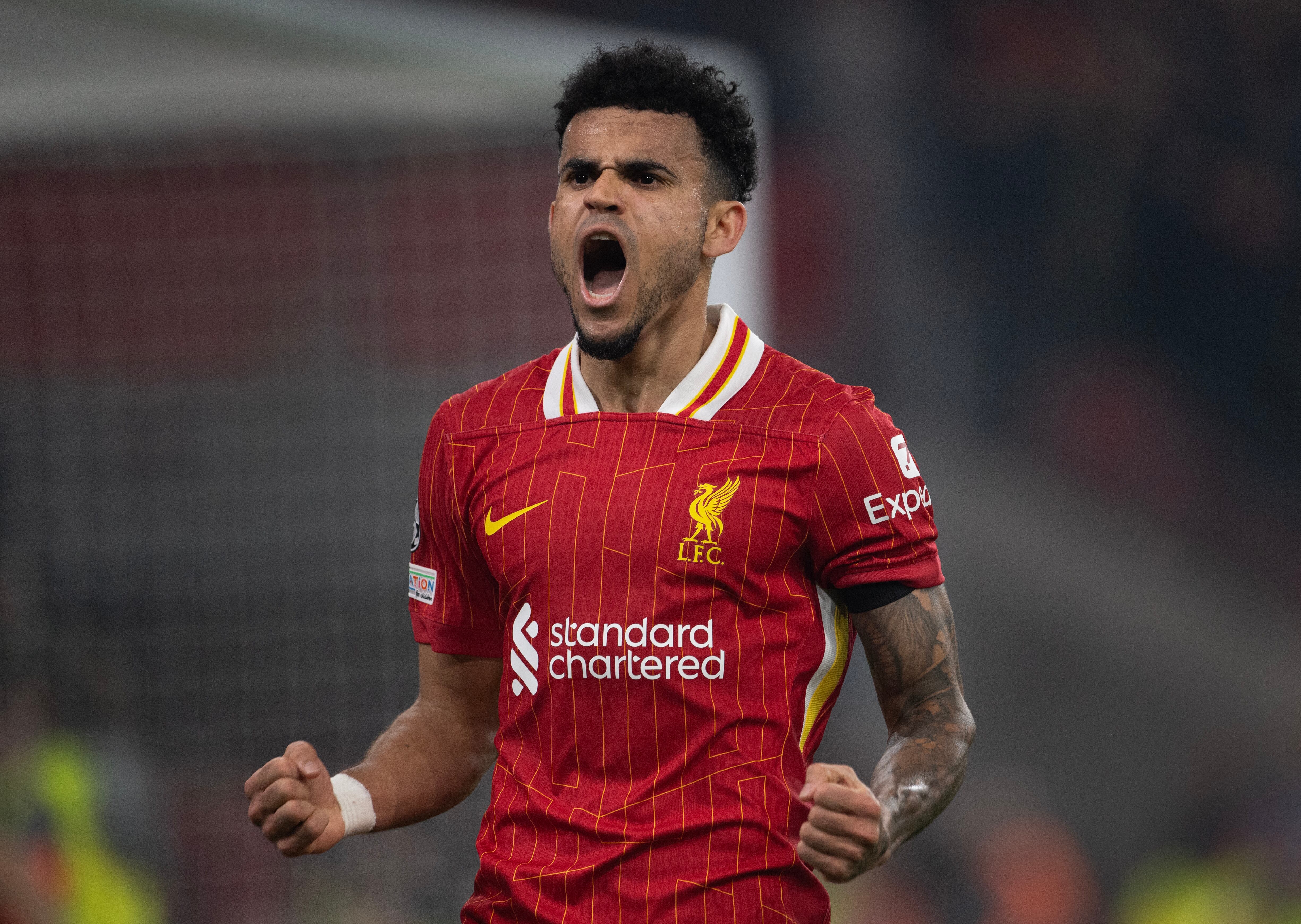 Luis Díaz celebra uno de sus tres goles ante el Bayer Leverkusen. (Photo by Visionhaus/Getty Images)