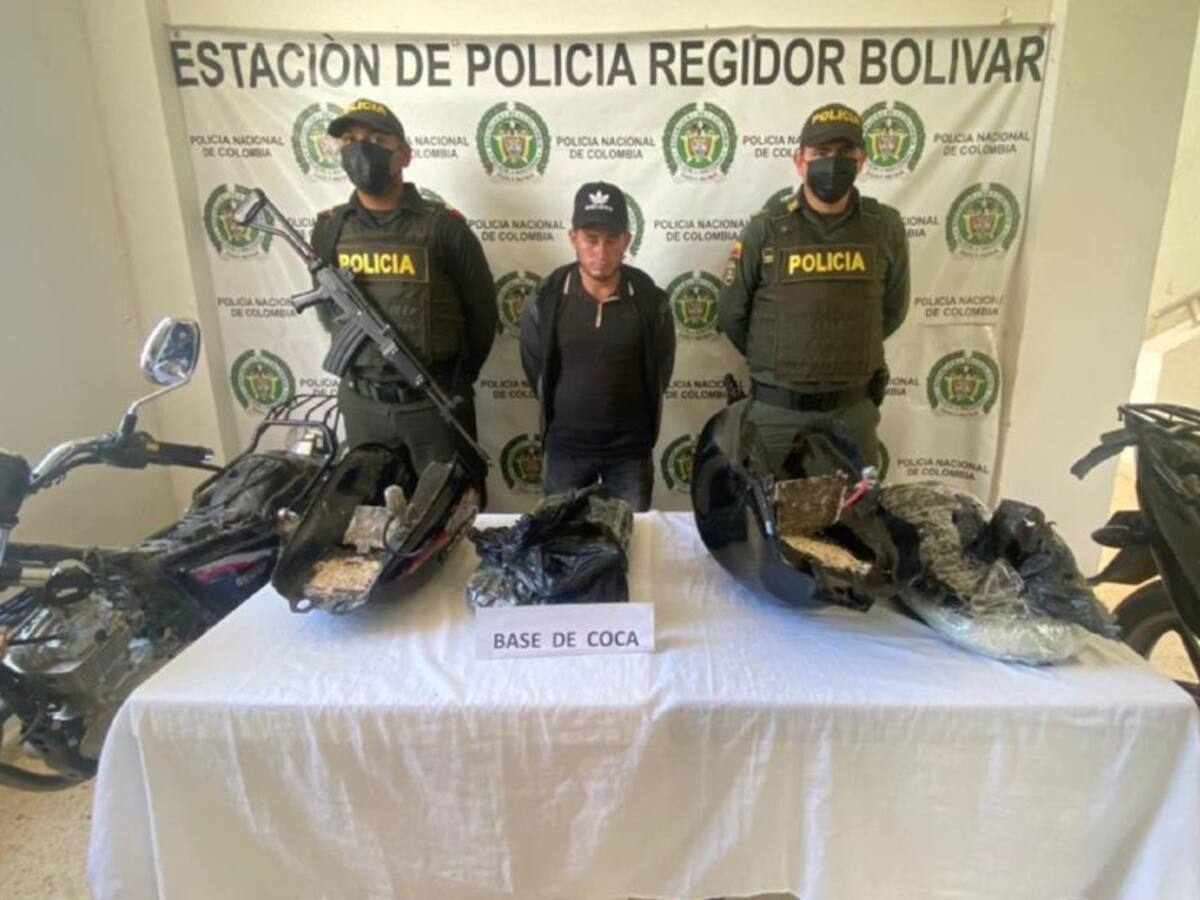 Policía incautó dos motocicletas con caletas de droga en el sur de Bolívar