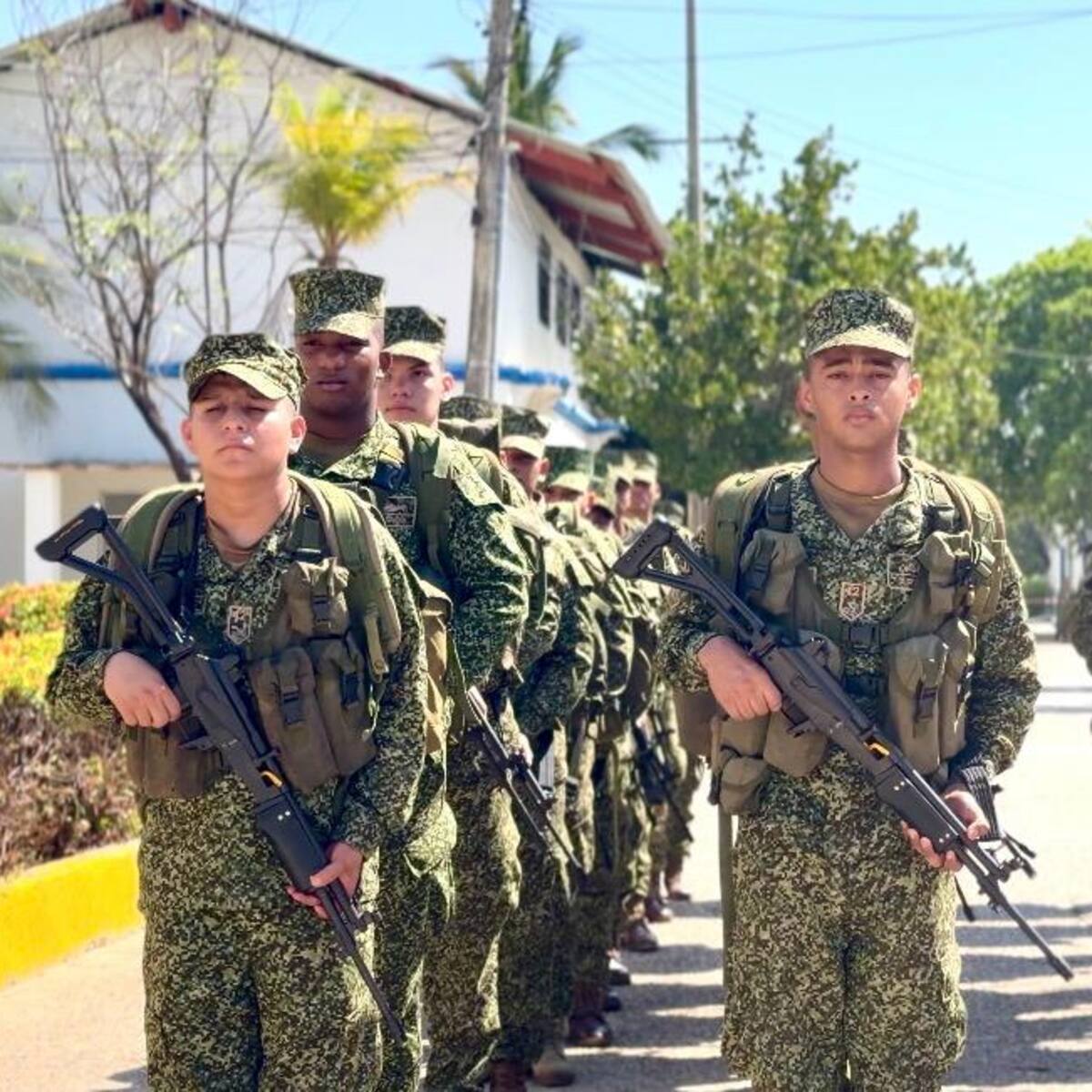 Armada de Colombia despliega todas sus capacidades de cara a la jornada electoral
