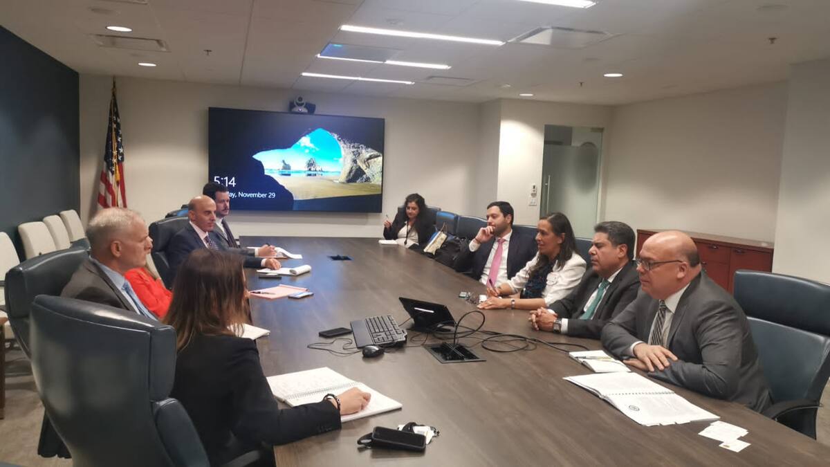 Contraloría detectó recursos millonarios en EE.UU. defraudados de Colombia