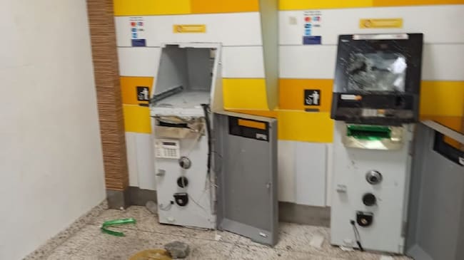 Estas personas habrían causado destrozos en un CAI y una entidad bancaria en la Bomba El Amparo