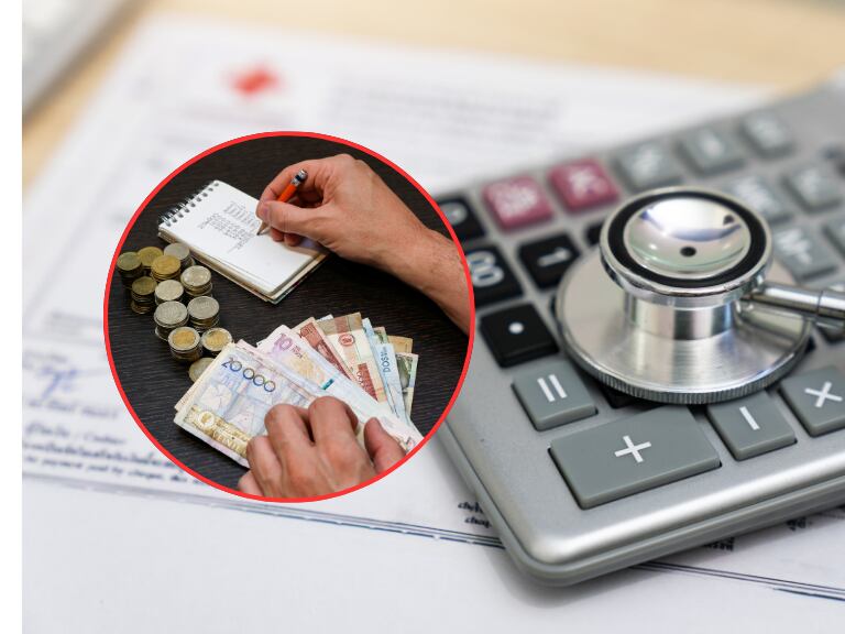 Calculadora sobre una fórmula médica / Persona haciendo cálculos con dinero colombiano (Getty Images)
