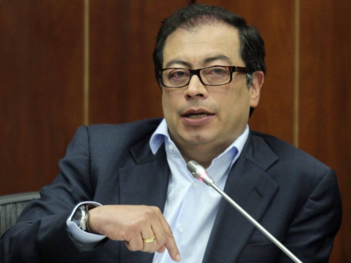 Petro se reúne con los negociadores de las Farc