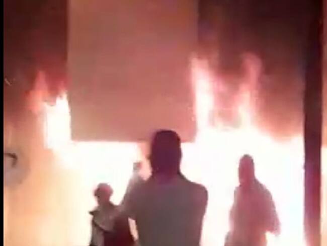 En protestas incineraron la alcaldía de Cajibío