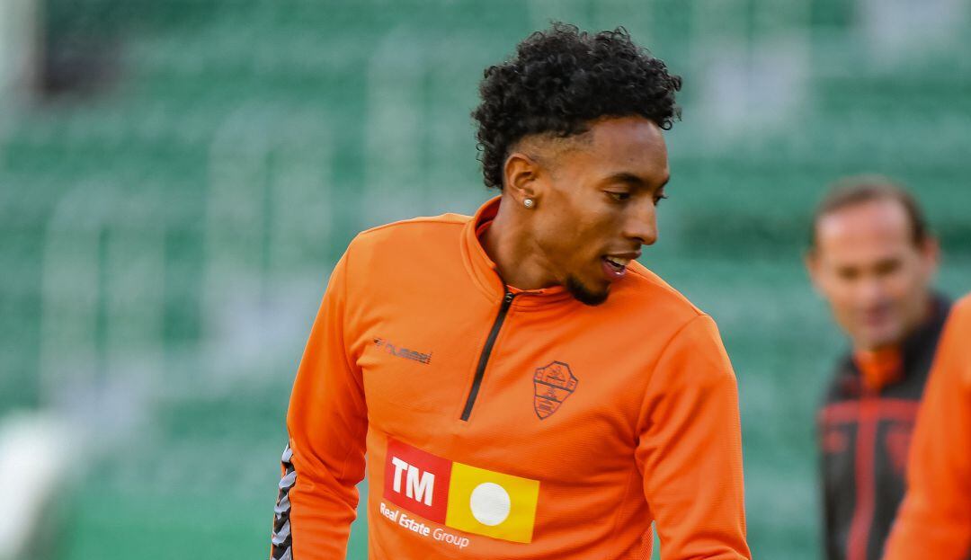 Johan Mojica convocado para el partido ante Real Valladolid.