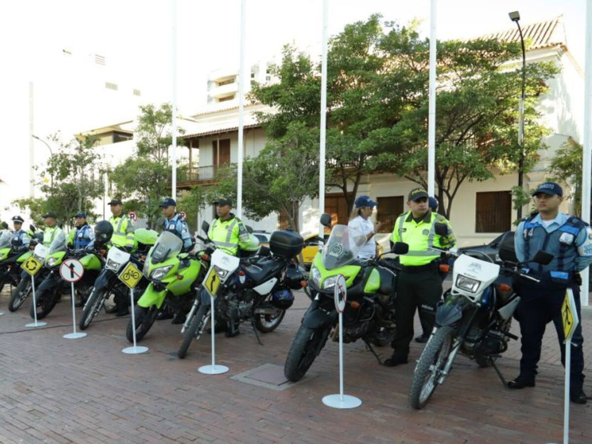 58 funcionarios controlaran la movilidad durante diciembre en Santa Marta