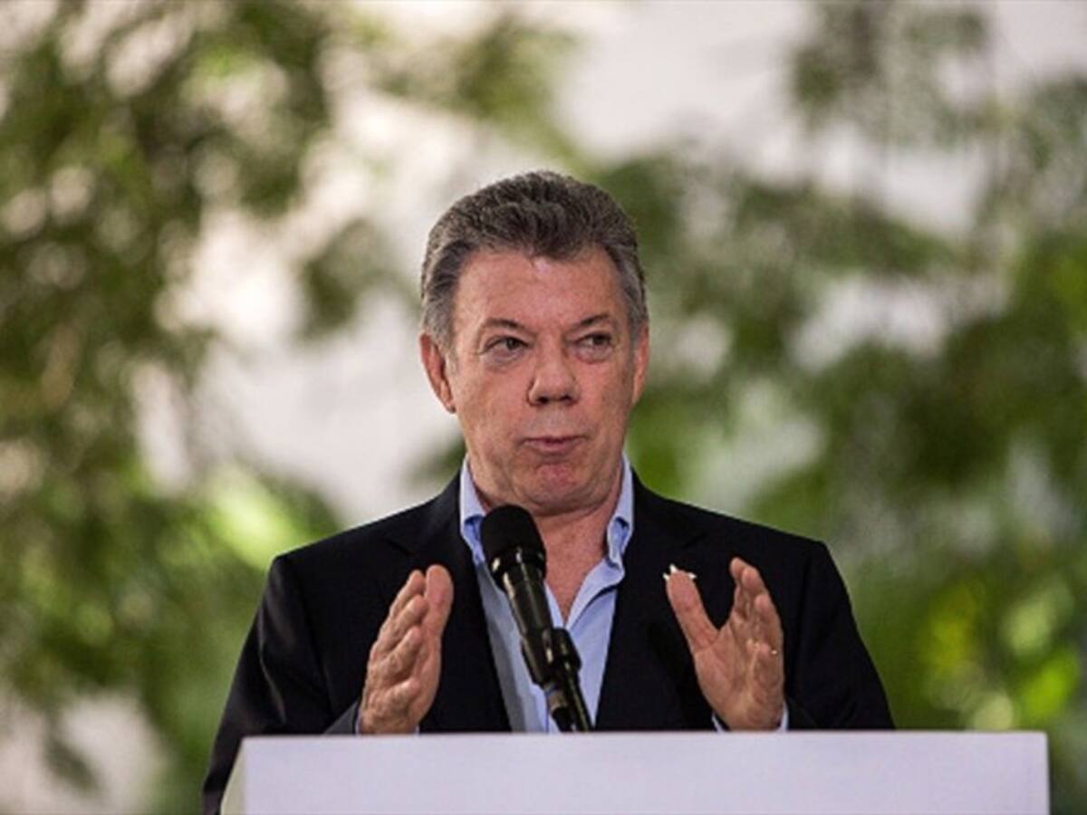 Licitaciones de 'revolución de la infraestructura' han sido transparentes, según Santos