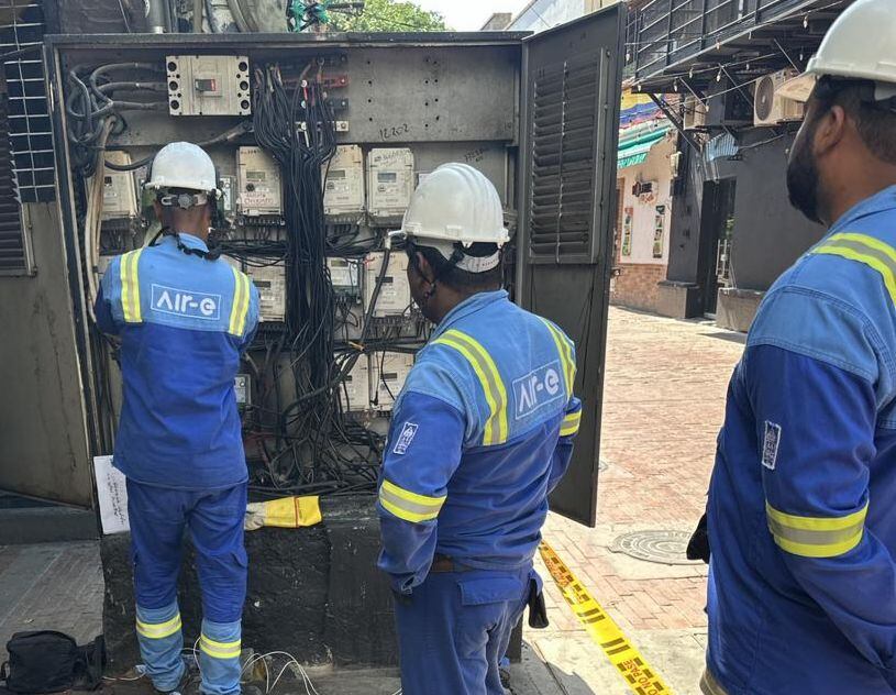Se activa plan de choque para mejorar la energía eléctrica en el Centro Histórico de Santa Marta/ Air-e