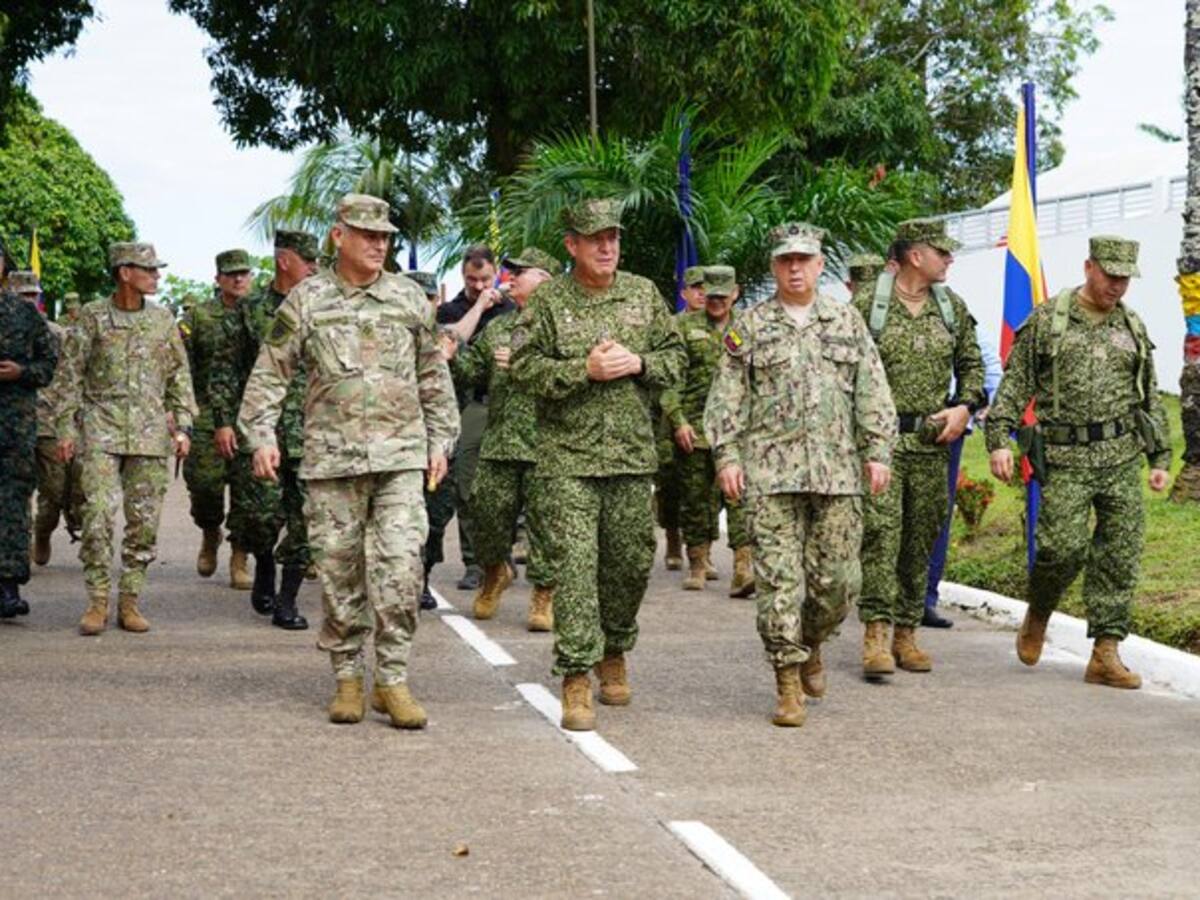 Plan militar coordinado con Perú sigue firme: comandante de las Fuerzas Militares