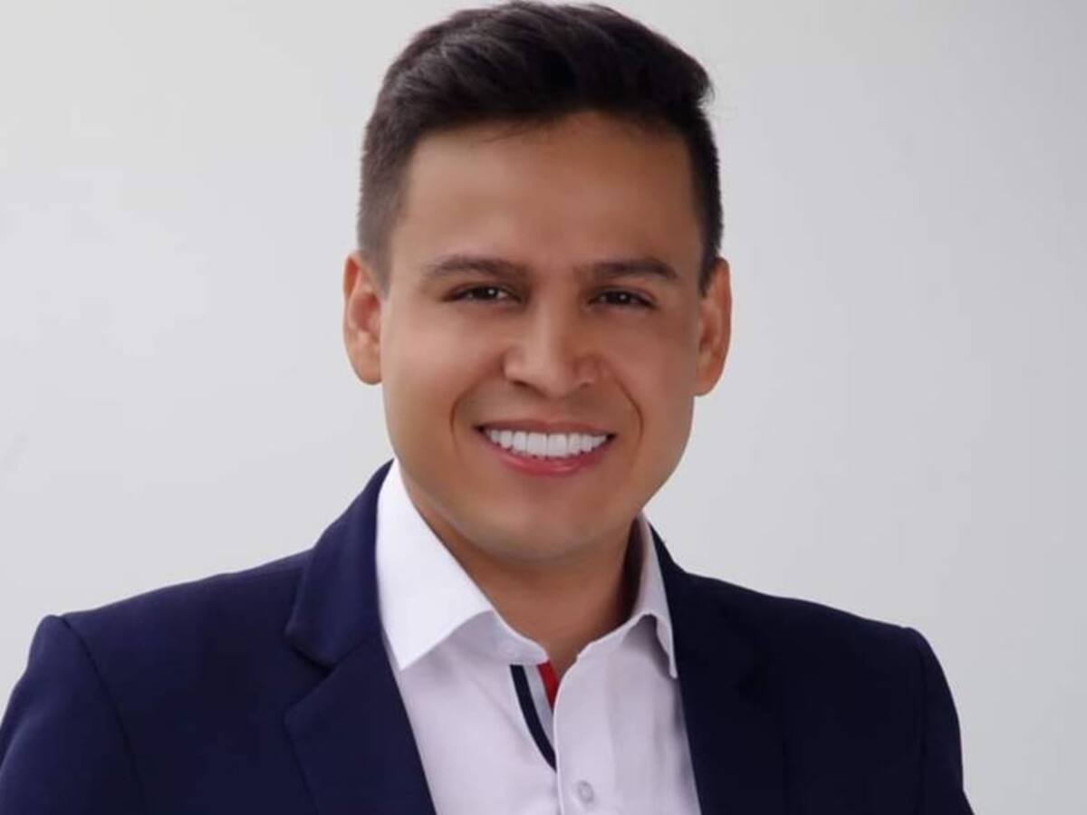 “Johana Aranda solo usó el C.D. para ganar las elecciones”: Eduard Toro