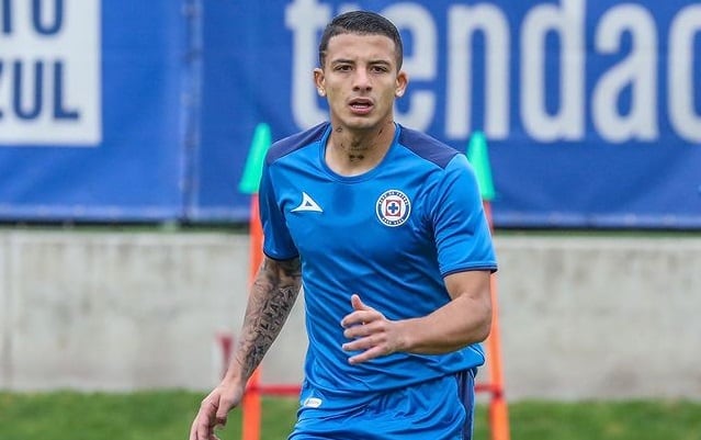 Kevin Castañoo en entrenamiento con Cruz Azul / Foto: Cruz Azul