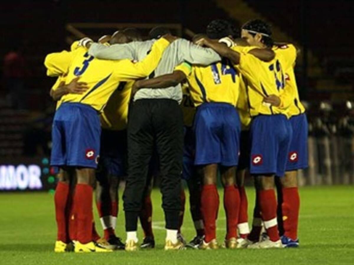 Selección Colombia realizará hoy con 10 jugadores el primer entrenamiento de la era Pekerman