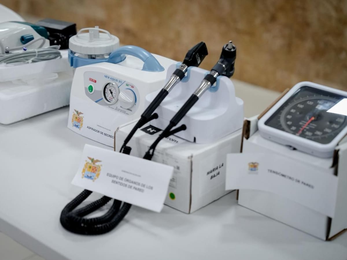 Hospitales de María La Baja, Calamar y Arroyohondo recibieron nuevos equipos biomédicos