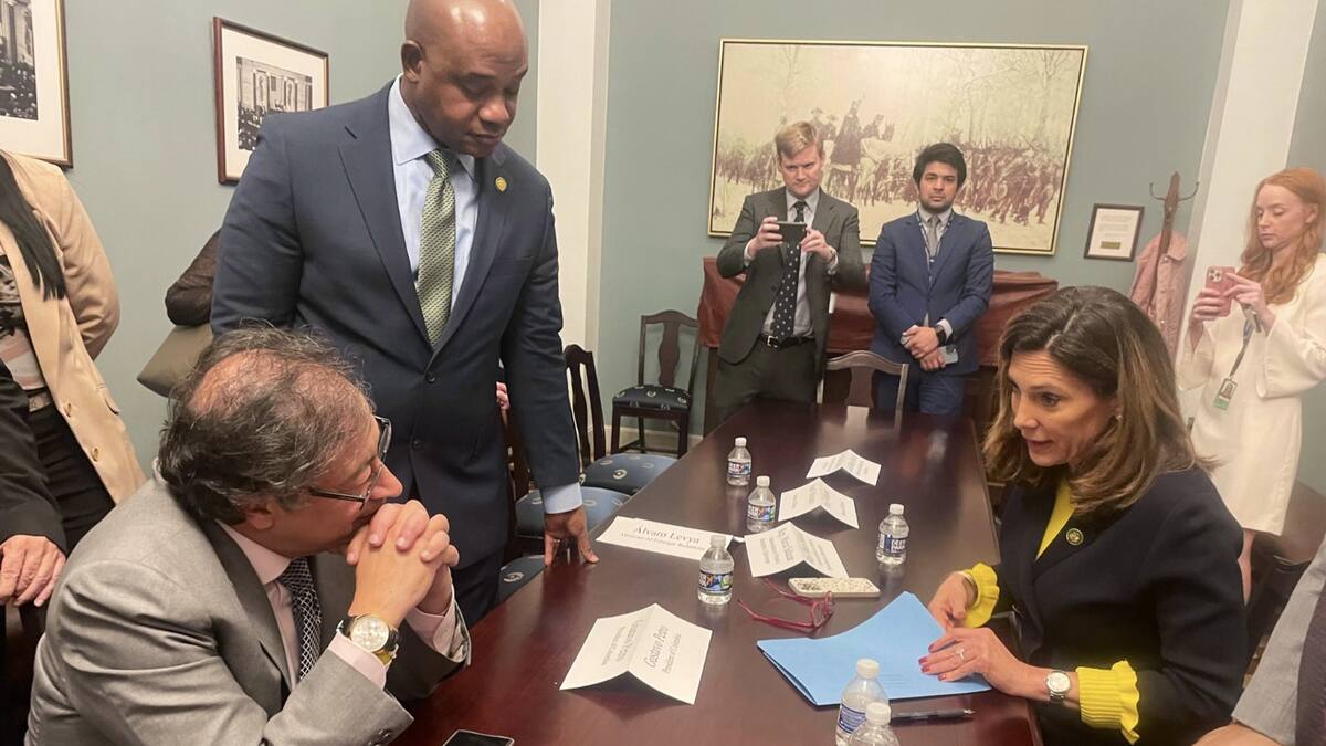 El dinero de EE.UU. a Colombia “puede estar en juego”: Representante María Elvira Salazar