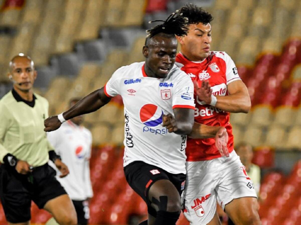 Déinner Quiñones apagó la primera fiesta de Grigori con Santa Fe por Liga