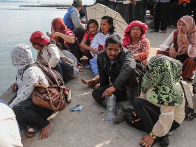 Cerca de centenar de desaparecidos por naufragio de inmigrantes en Libia
