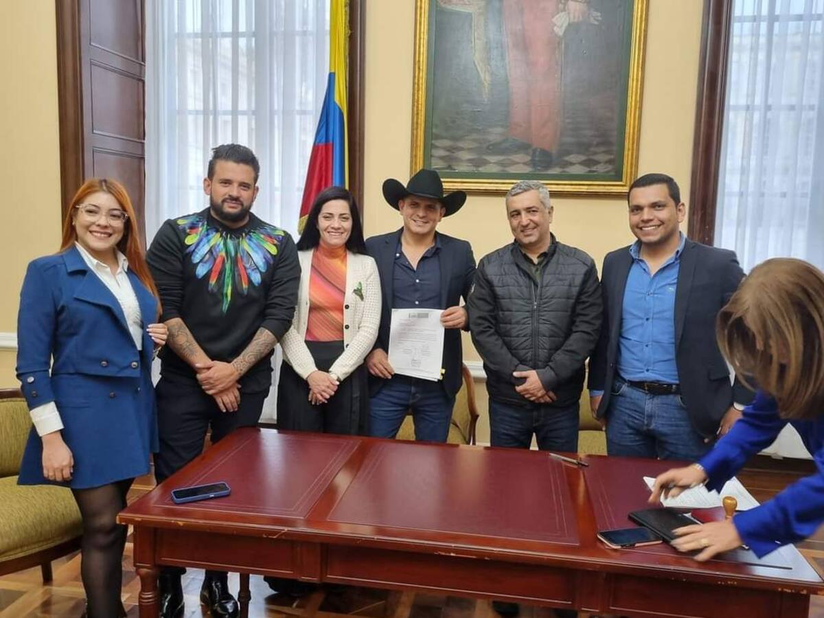 Congresistas de Alianza Verde radican proyecto para nacionalizar industria petrolera