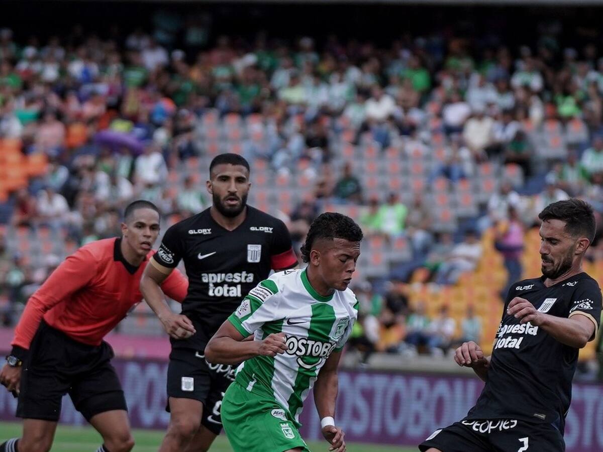Atlético Nacional goleó a Alianza Lima en la “Noche Verdolaga”