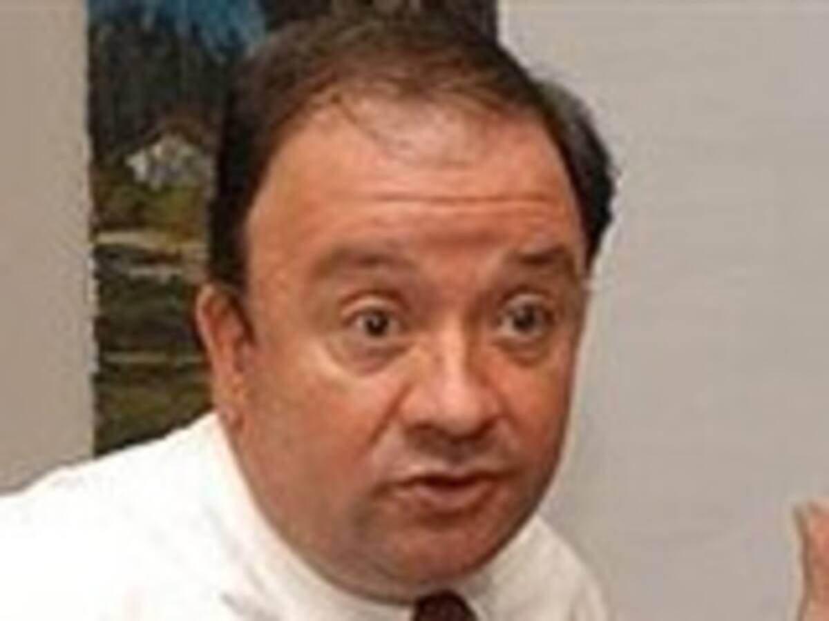 Presidente de la Andi, Luis Carlos Villegas: Los gremios cierran filas en torno al presidente Álvaro Uribe para afrontar la crisis con Venezuela