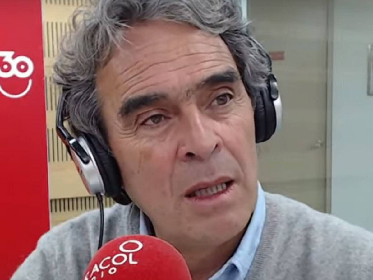 Sergio Fajardo en La Luciérnaga: "Colombia no va a seguir la ruta de Duque"