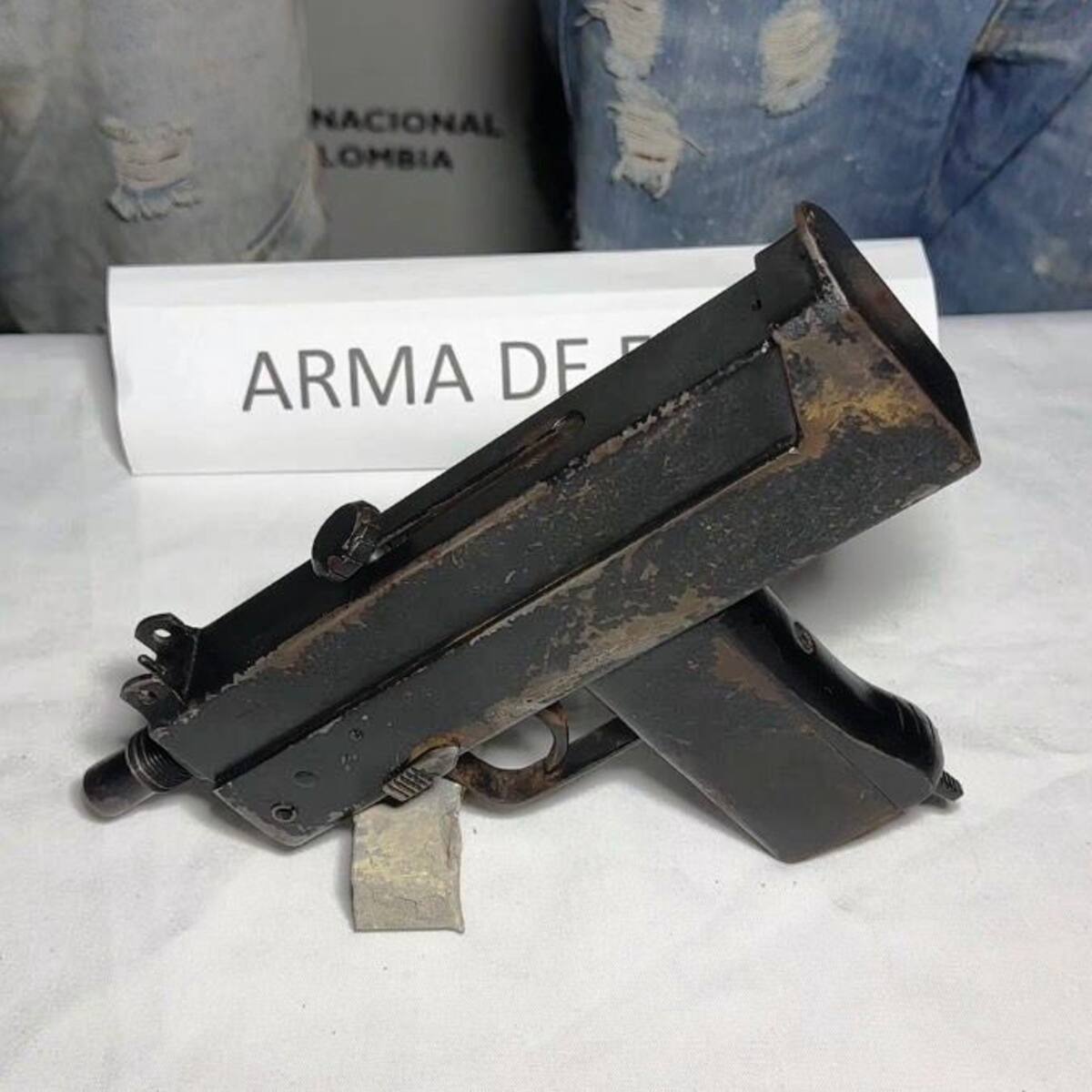 Fueron capturados dos sujetos que portaban una subametralladora en el sector Kennedy de Cartagena