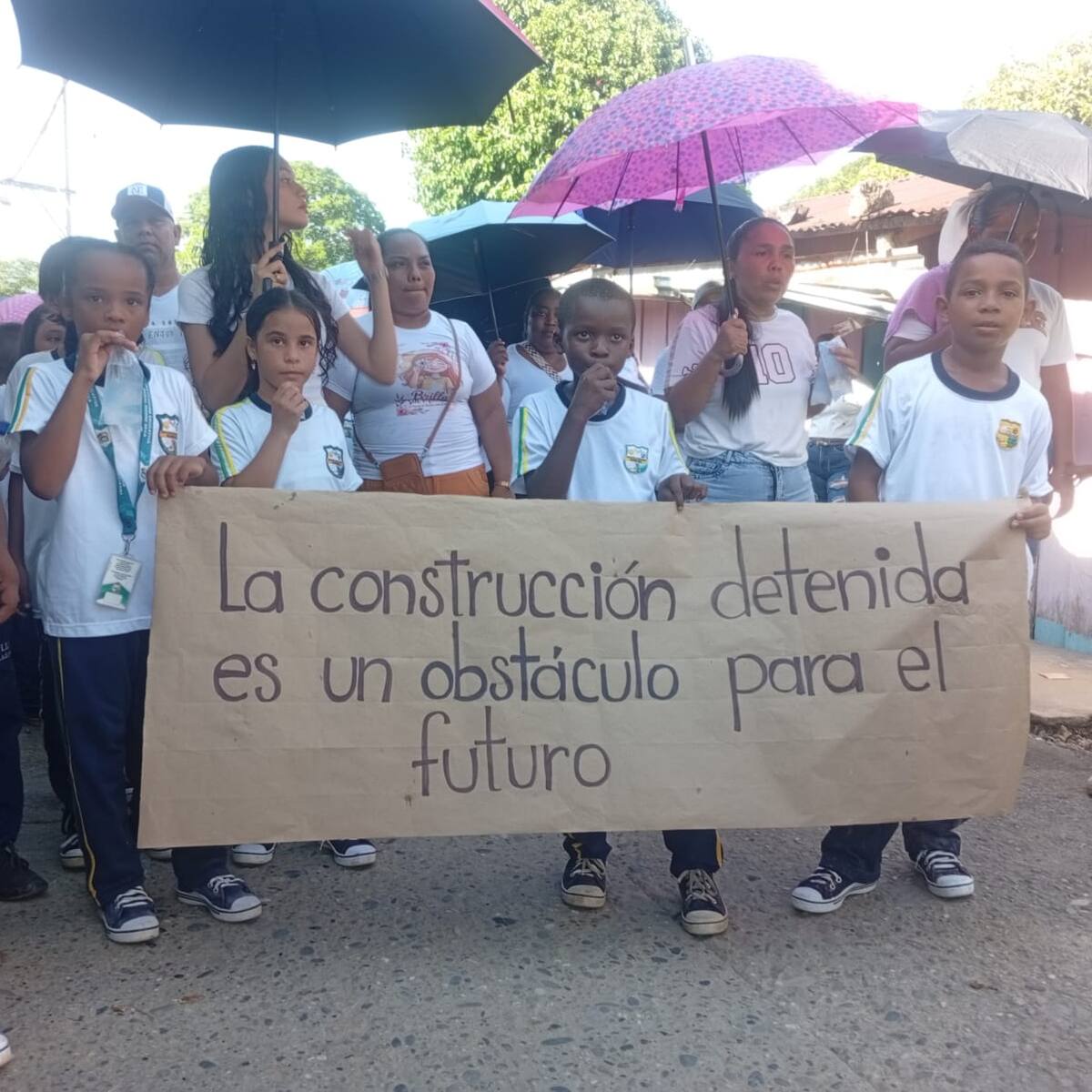 Estudiantes de un corregimiento de Anorí están en paro porque no tienen sede educativa