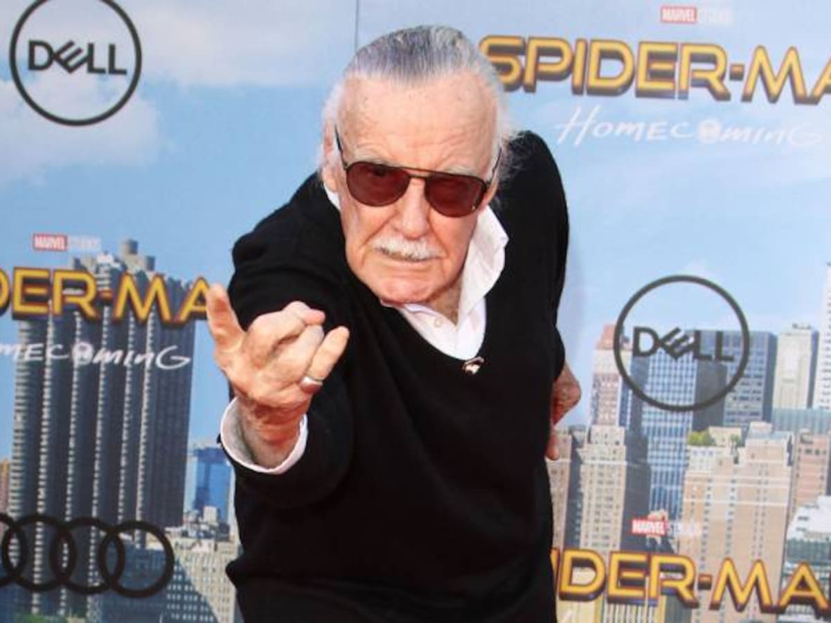 Una masajista acusa a Stan Lee de acosarla sexualmente en una sección