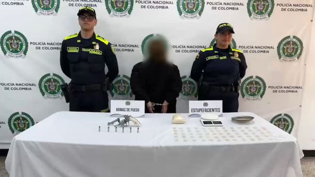 A la cárcel alias ‘La Cucha Mari’, mujer de 70 años señalada de vender droga en Bosa. (Foto: Cortesía Secretaría de Seguridad, Policía Nacional)