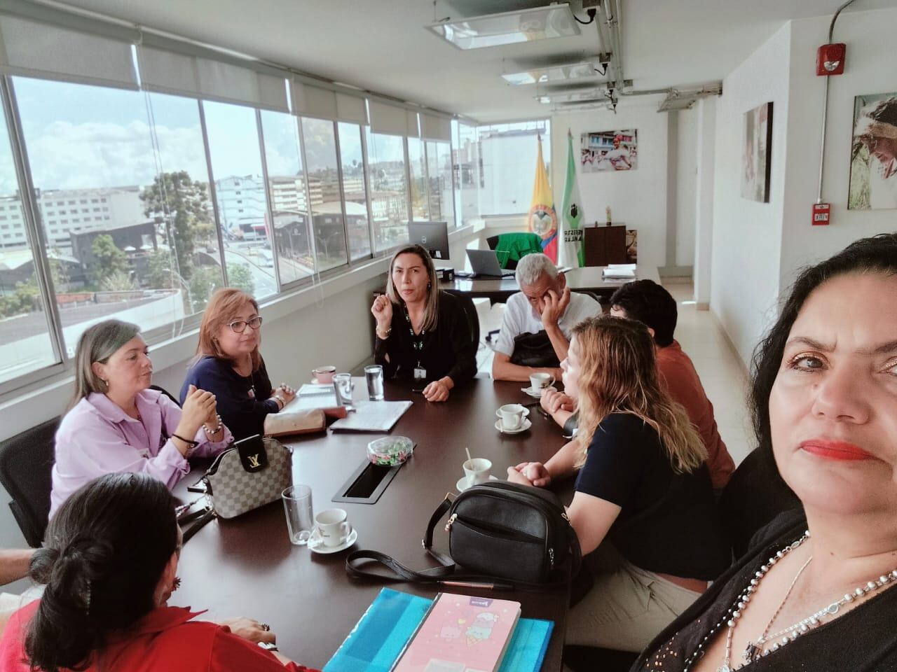 Reunión entre el Sindicato del ICBF y directivas de la entidad en Caldas