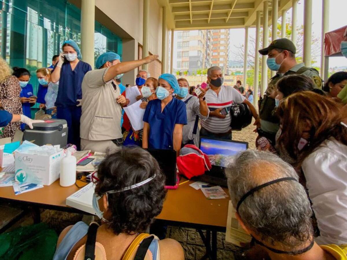 VIDEO: Puntos de vacunación ya no tienen dosis
