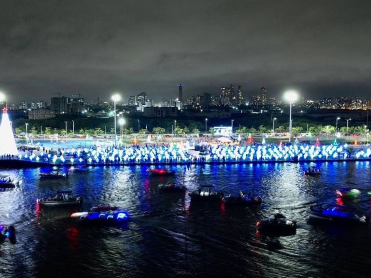 Se enciende alumbrado navideño en Barranquilla