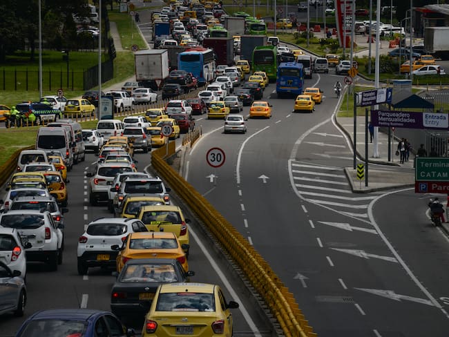 Imagen de referencia, movilidad en Bogotá. (Vannessa Jimenez/Anadolu Agency via Getty Images)
