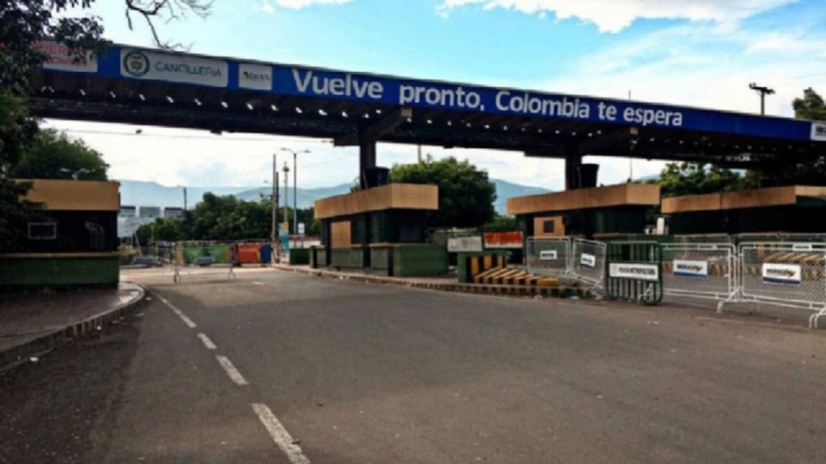 Economistas en Venezuela esperan reactivación con paso en puentes