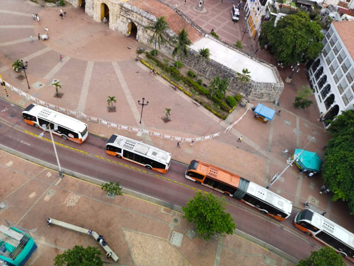 Paro de taxistas genera retrasos en operación de Transcaribe: conozca las rutas afectadas