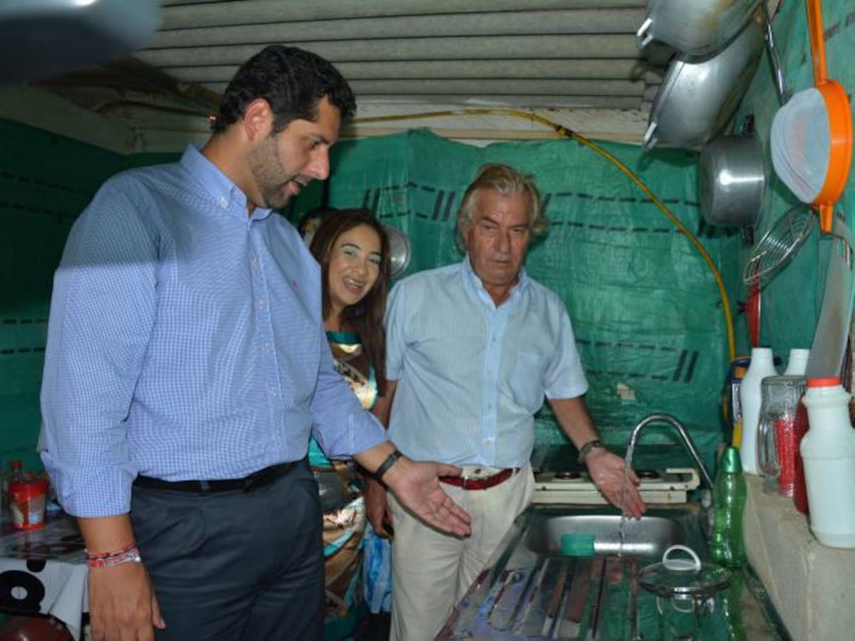 Alcaldía de Cartagena entregó 1.943 instalaciones hidráulico sanitarias