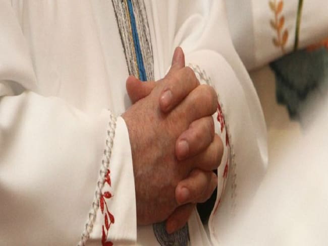 Sacerdote santandereano genera polémica con un sermón contra los maestros