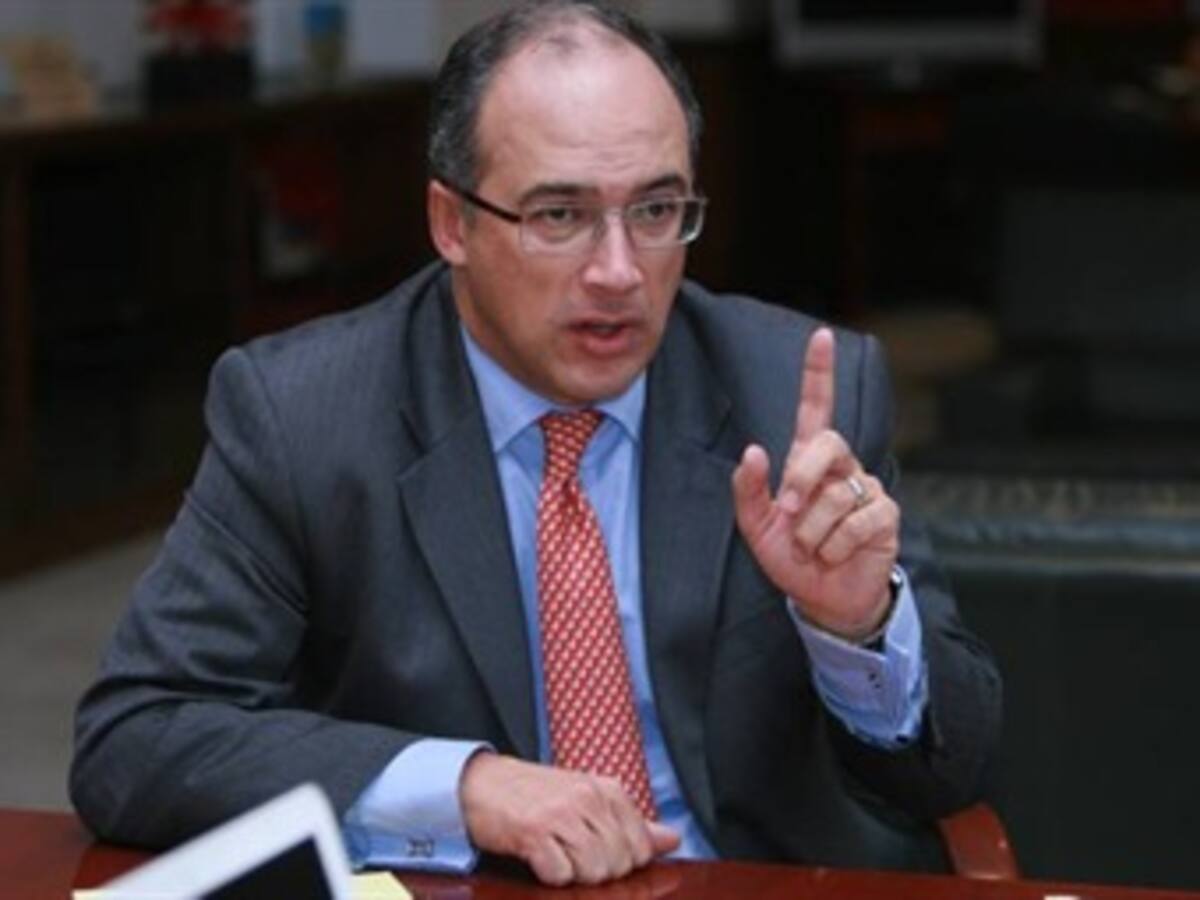 Conservadores piensan en Juan Carlos Echeverry para la Alcaldía