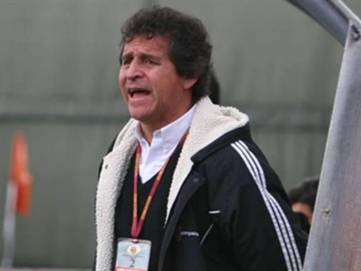 Arturo Boyacá asumirá la dirección técnica de Santa Fe