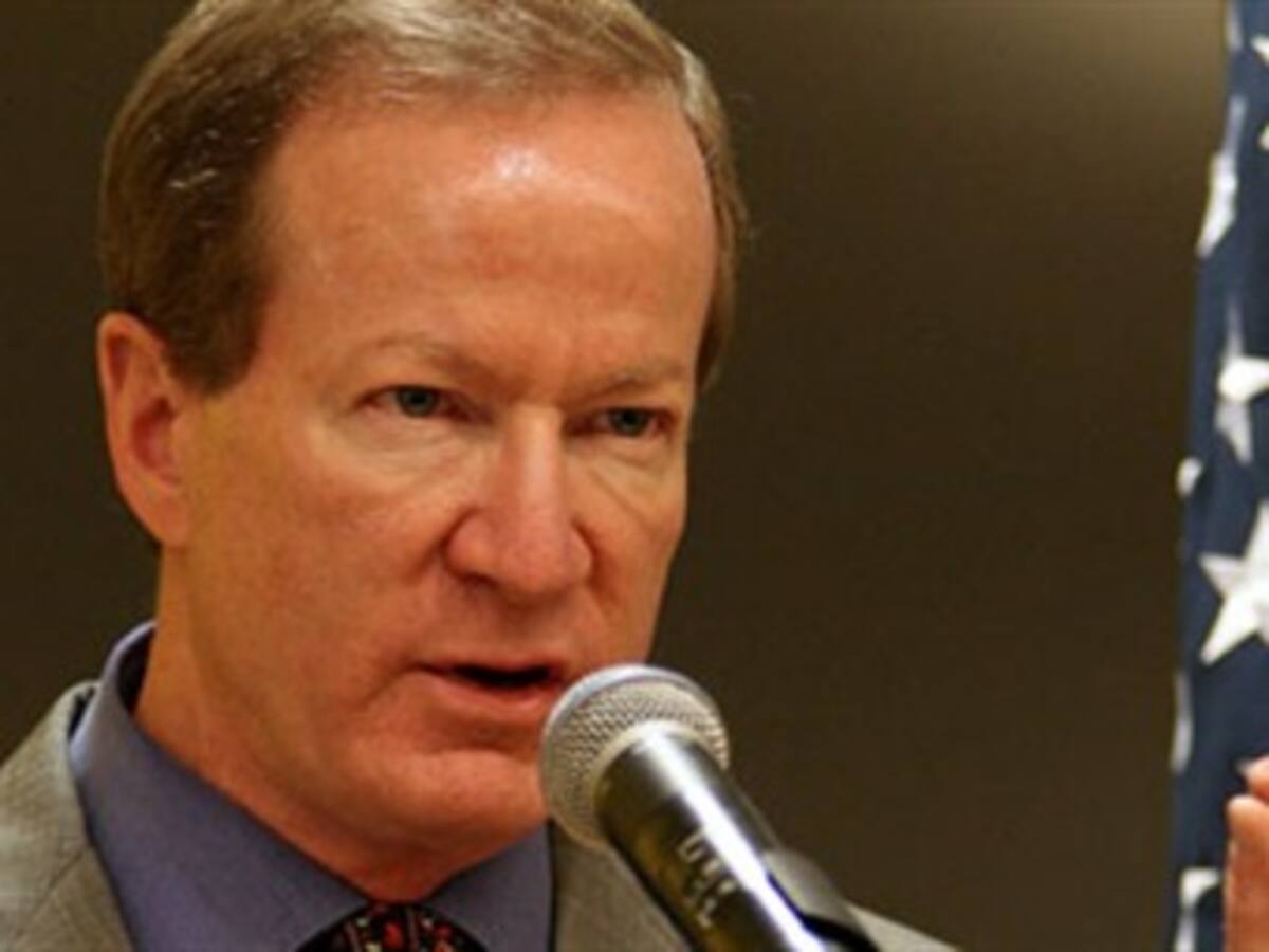 Embajador pide investigar 'chuzadas' de ciudadanos colombianos y norteamericanos