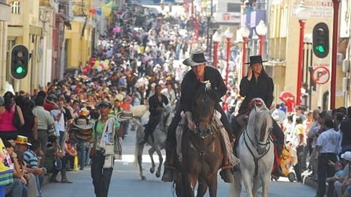 Cabalgata, conciertos y reinas abren este sábado la Feria de Manizales