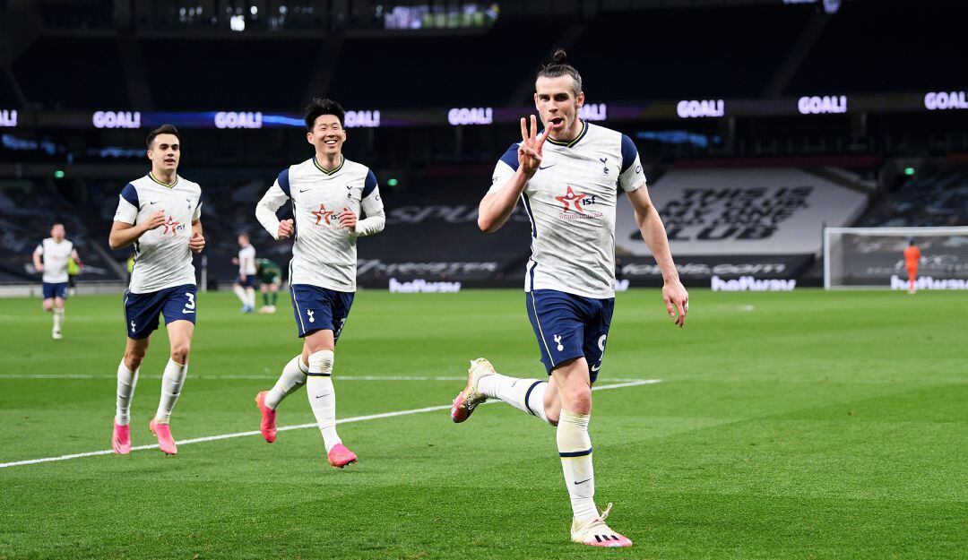 Triplete de Gareth Bale en la victoria de Tottenham en Premier League