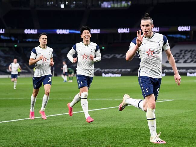 Triplete de Gareth Bale en la victoria de Tottenham en Premier League