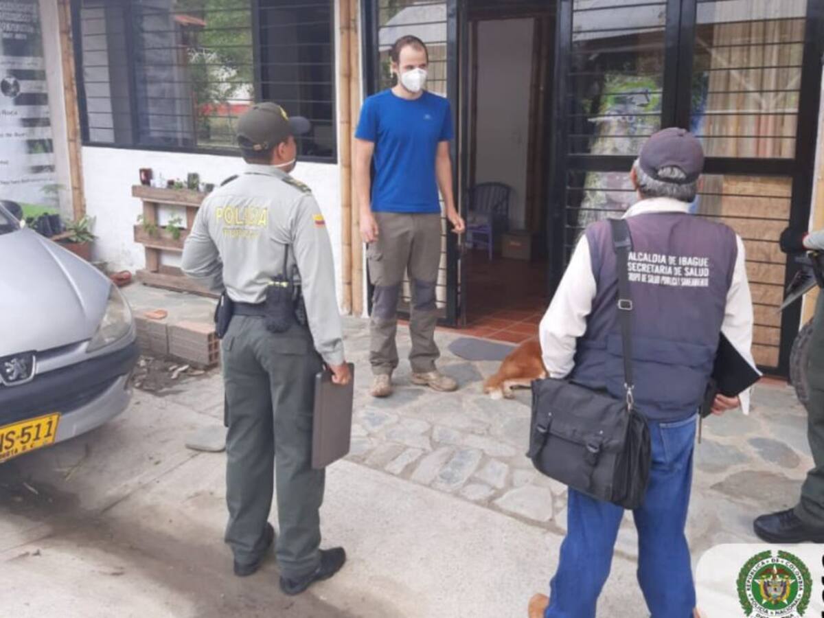 Policía realiza controles a operadores turísticos en Ibagué