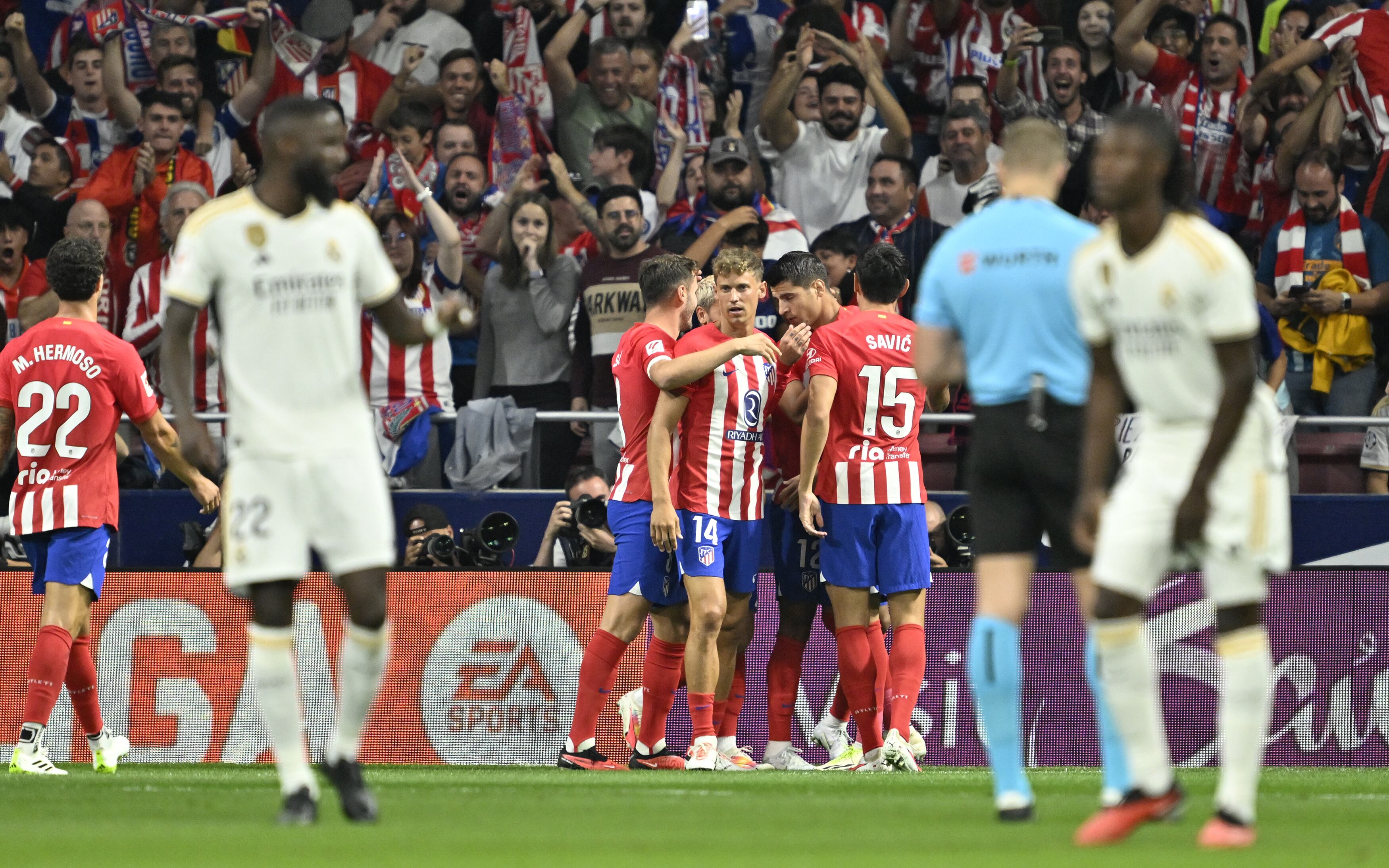 Alvaro Morata celebrando tras marcar el 2-0. (Photo by Burak Akbulut/Anadolu Agency via Getty Images)