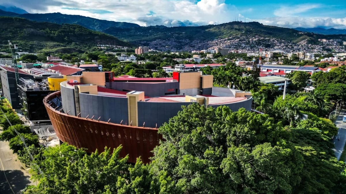 ¿Qué es la Arena USC? lugar donde se posesionaría Abelardo De la Espriella: capacidad y ubicación