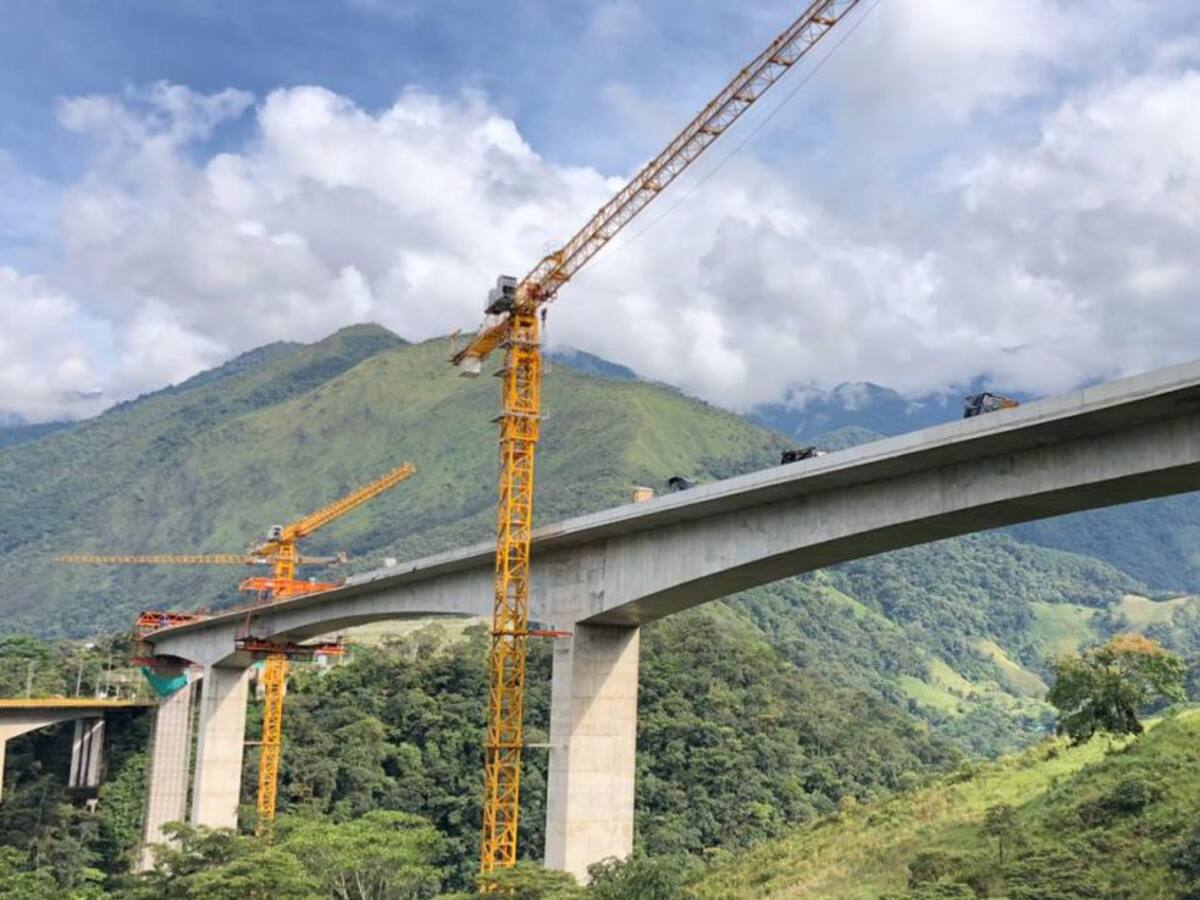 Nueva calzada de la vía al llano quedará lista el primer semestre del año