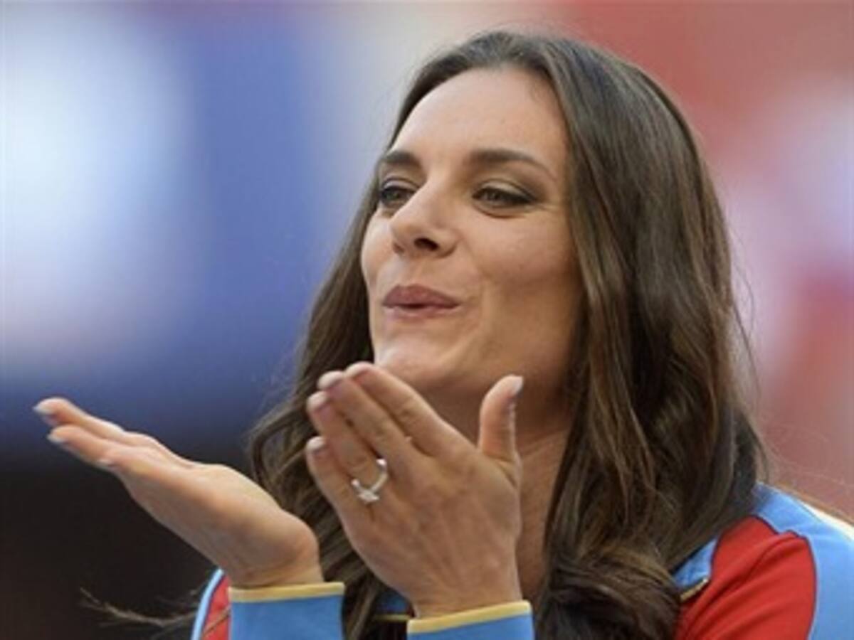 Isinbayeva: “Los chicos con chicas y las chicas con chicos”
